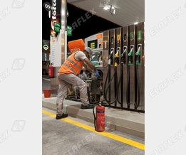 Maintenance at the petrol station